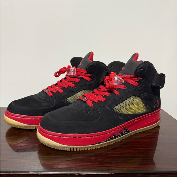 Nike Air Jordan Fusion 5 Men's Size 12 Black Red Athletic Shoes 318608-062 - Picture 3 of 5